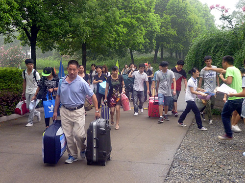 学院喜迎2013级新生